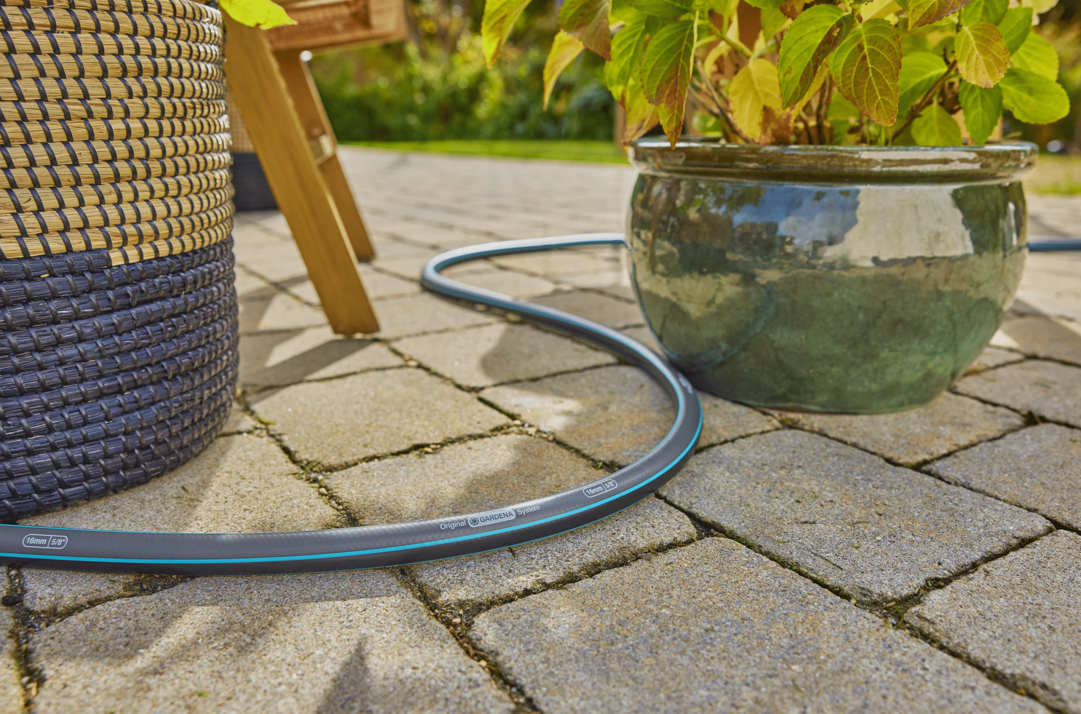 Garden Hose 30m 100ft. 5/8 X-Flow, provides flexible & reliable irrigation - Image 8